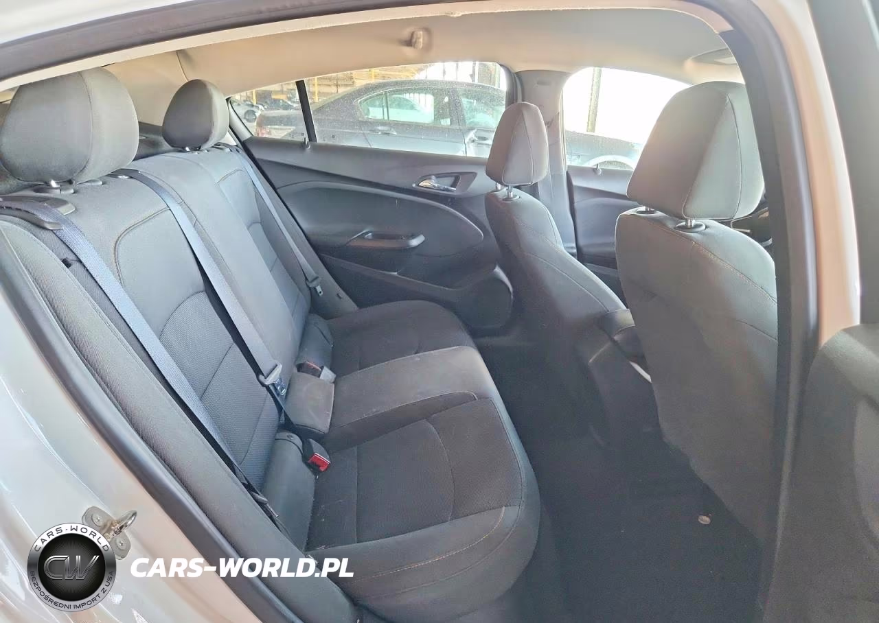 2018 Chevrolet Cruze Ls VIN:1G1BC5SM6J7216059 - 10