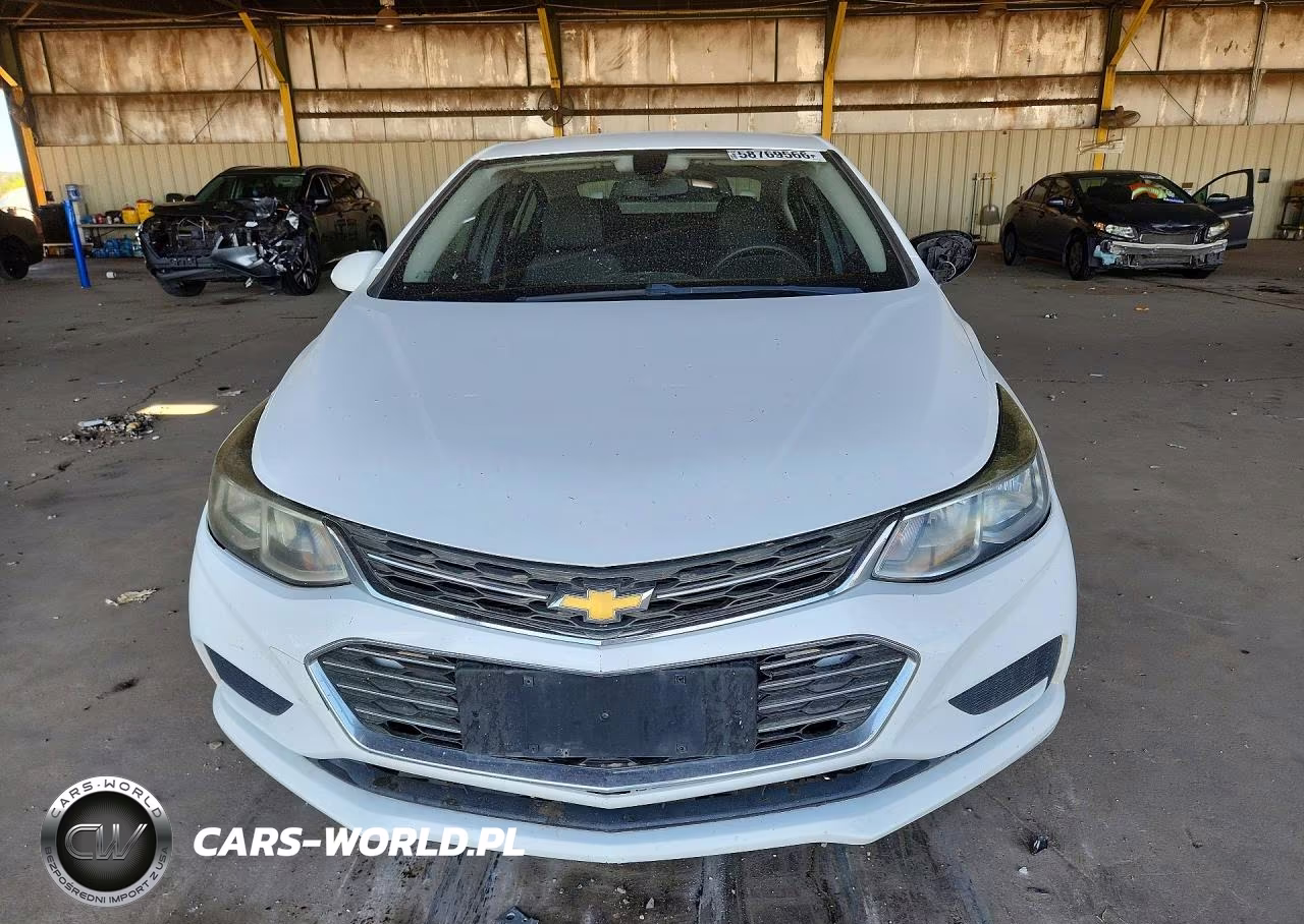 2018 Chevrolet Cruze Ls VIN:1G1BC5SM6J7216059 - 5