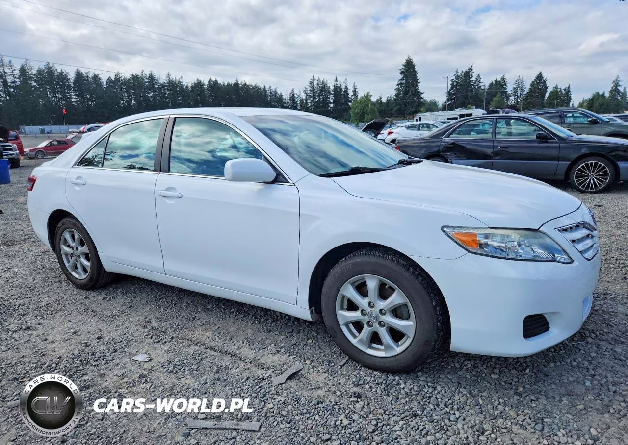 2011 Toyota Camry Le VIN:4T4BF3EK2BR104716 - 4