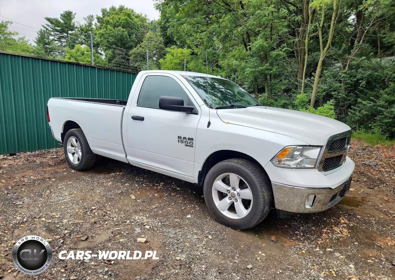 2022 Ram 1500 Classic Tradesman VIN:3C6JR6DG2NG347067 - 4
