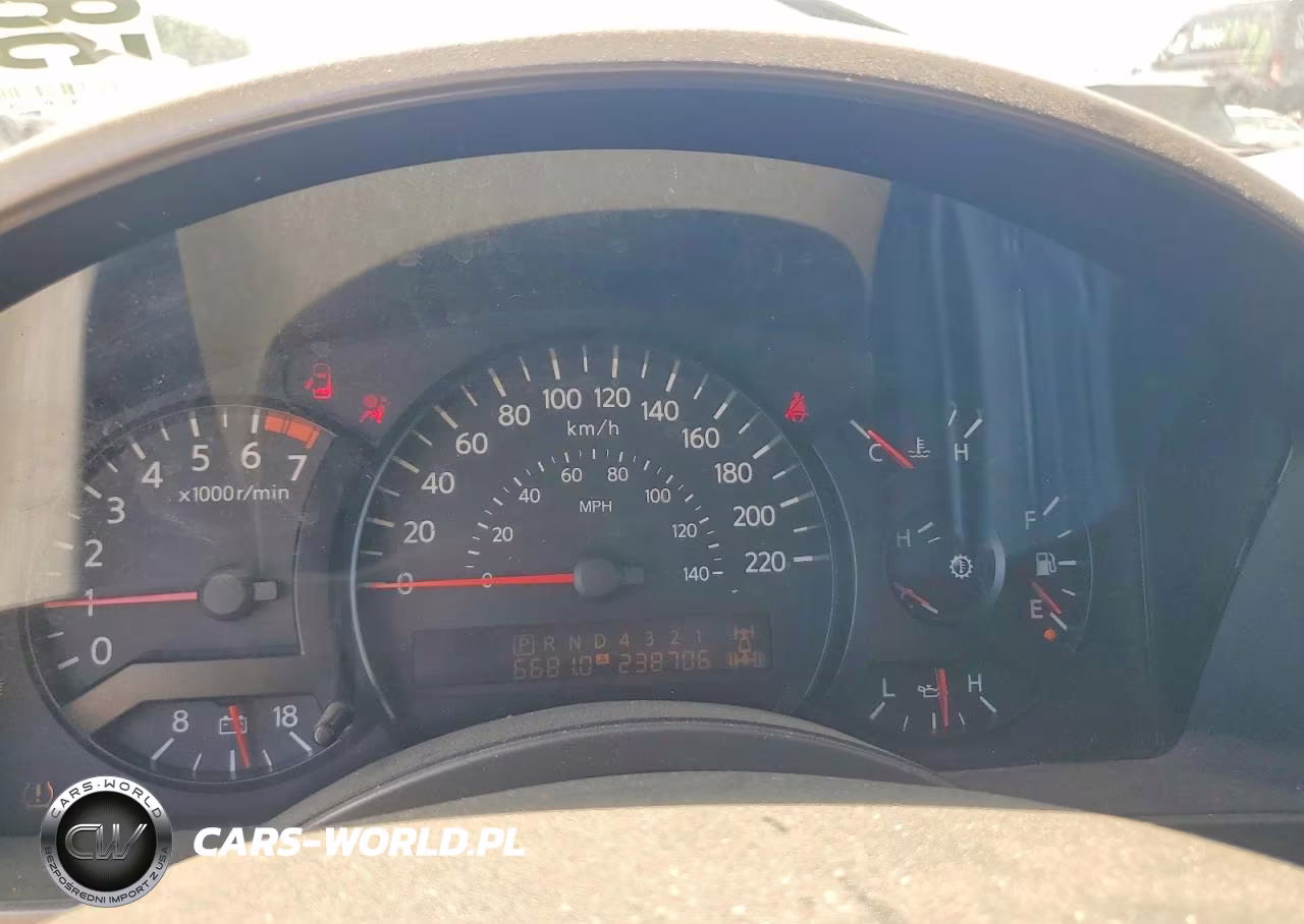 2005 Nissan Titan Xe VIN:1N6AA07B15N501365 - 9