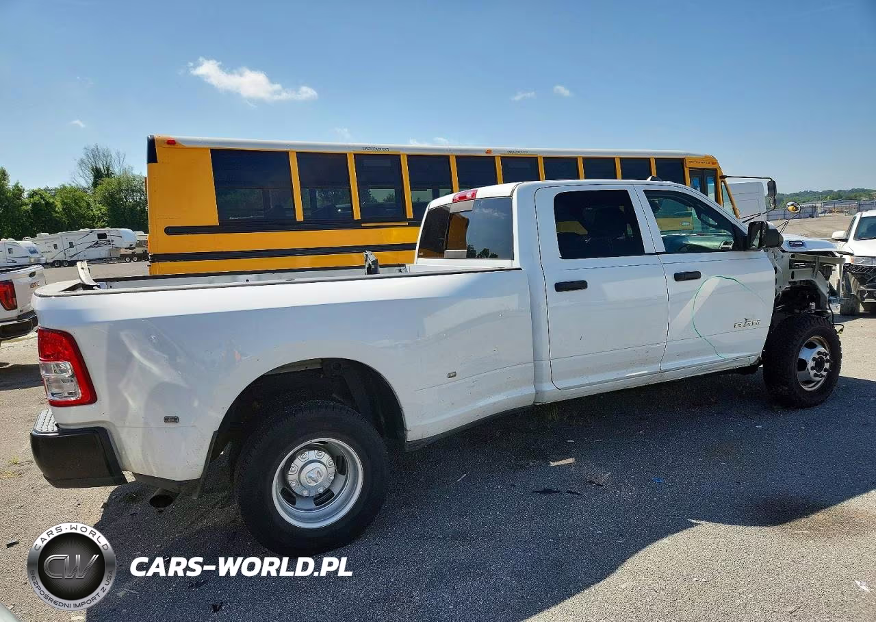 2022 Ram 3500 Tradesman VIN:3C63RRGL6NG134951 - 4