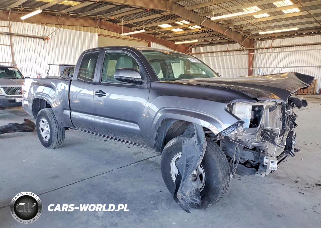 2017 Toyota Tacoma Sr VIN:5TFRX5GN9HX100800 - 4