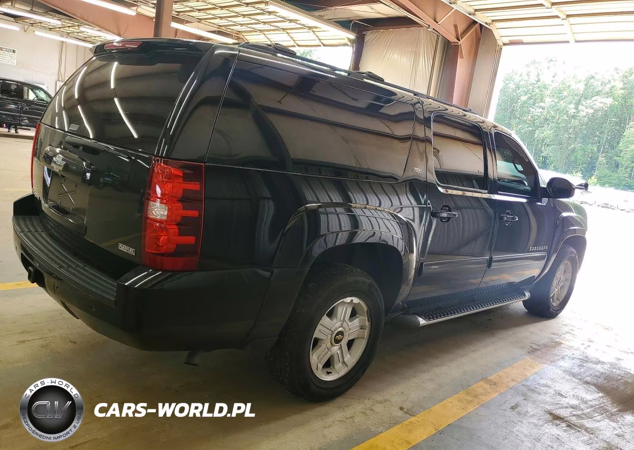 2011 Chevrolet Suburban K1500 Lt VIN:1GNSKJE34BR178530 - 3