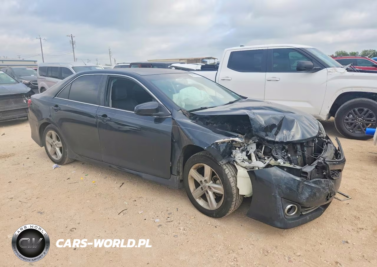 2014 Toyota Camry Se VIN:4T1BF1FK9EU383907 - 4