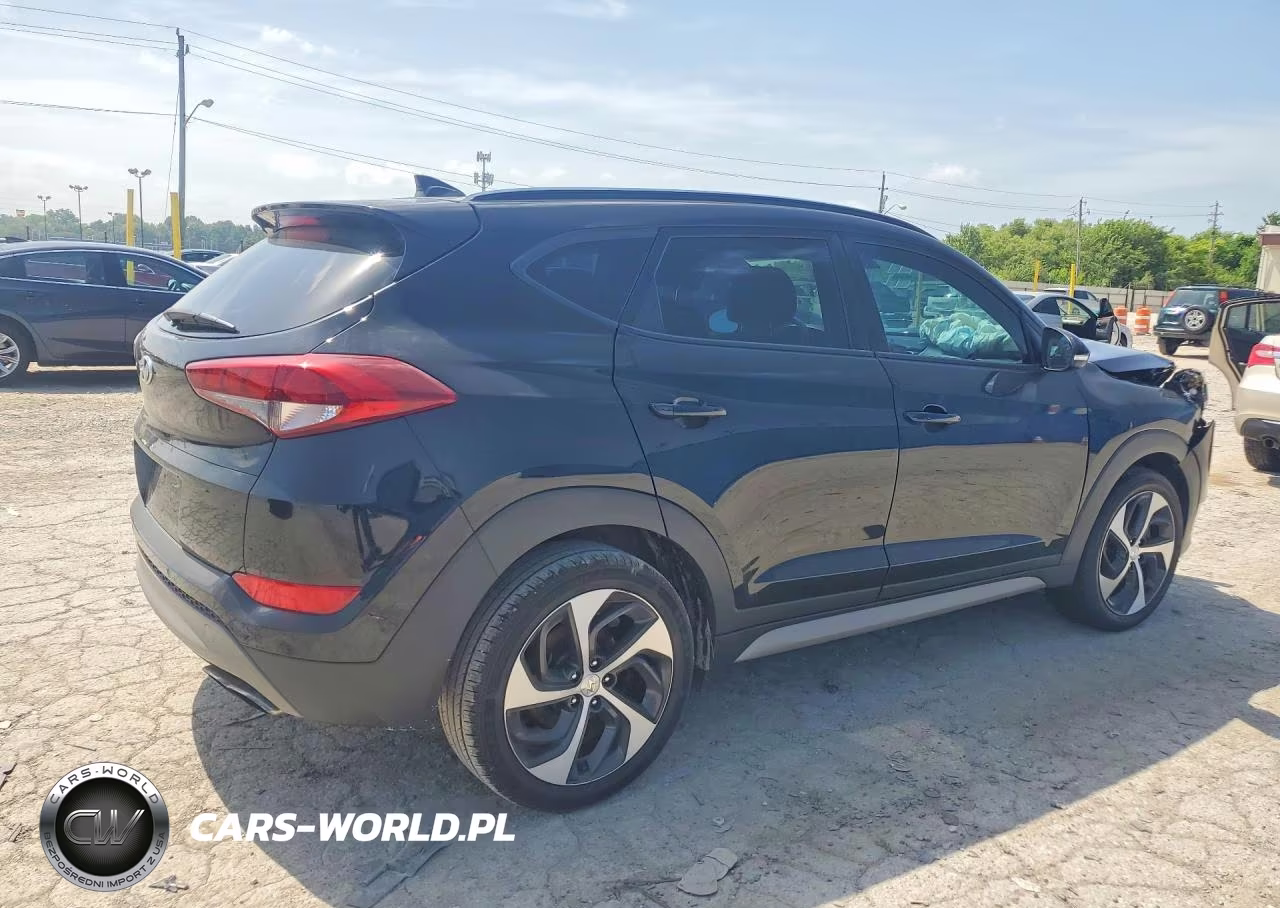 2018 Hyundai Tucson Value VIN:KM8J33A27JU722715 - 3