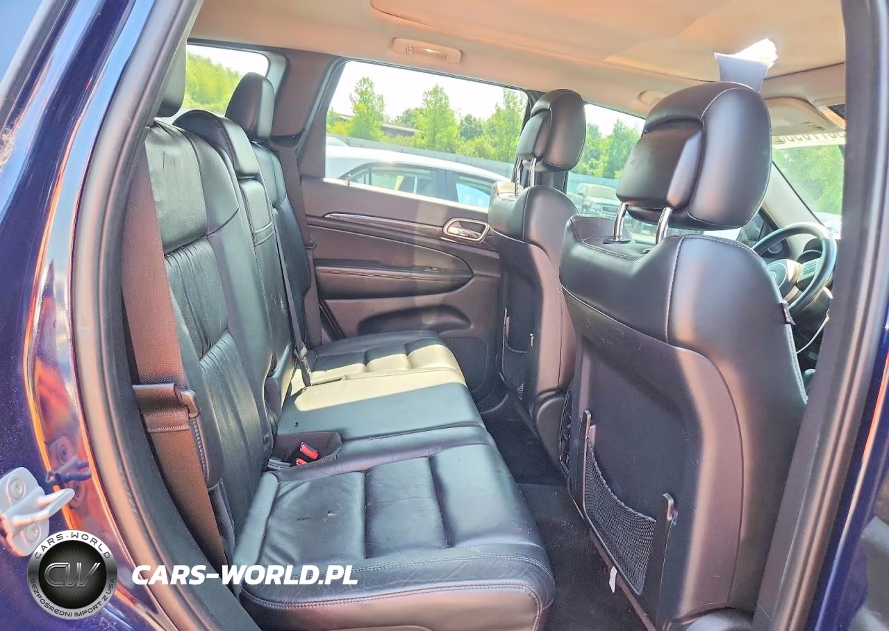 2012 Jeep Grand Cherokee Laredo VIN:1C4RJFAGXCC343520 - 11