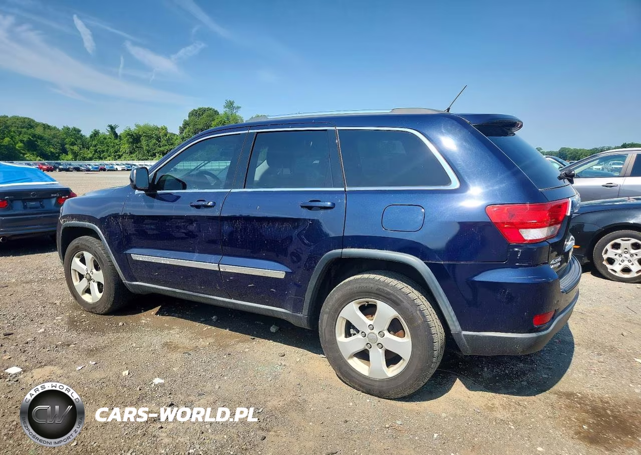 2012 Jeep Grand Cherokee Laredo VIN:1C4RJFAGXCC343520 - 2