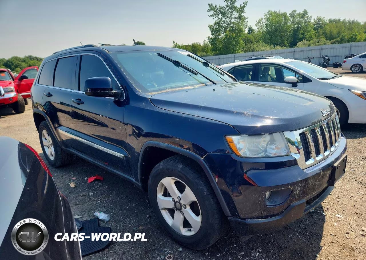 2012 Jeep Grand Cherokee Laredo VIN:1C4RJFAGXCC343520 - 4