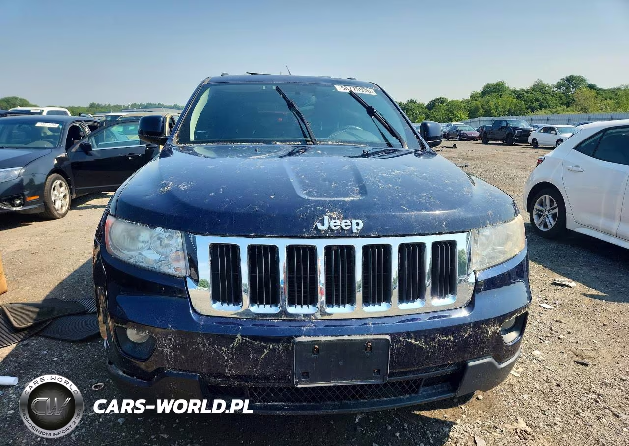 2012 Jeep Grand Cherokee Laredo VIN:1C4RJFAGXCC343520 - 5