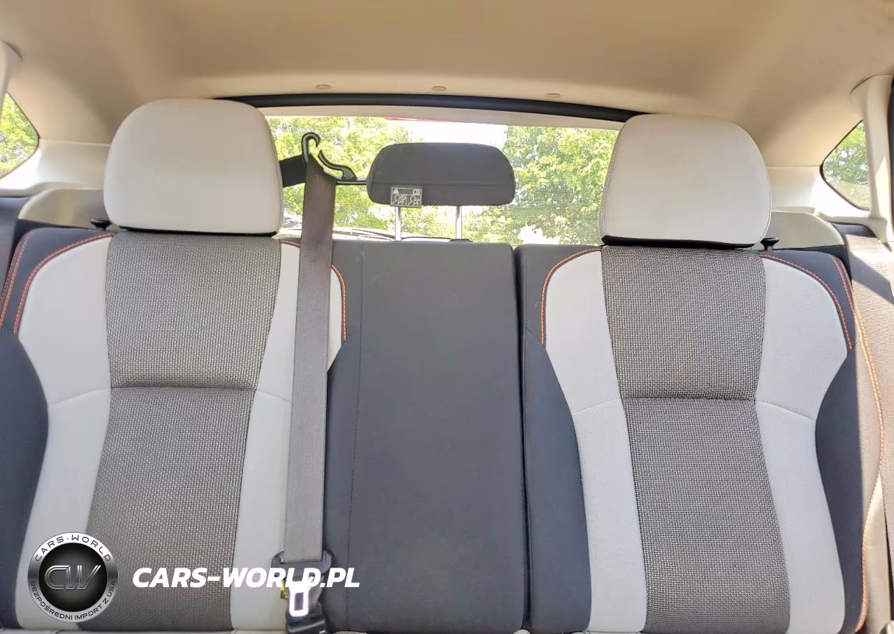 2018 Subaru Crosstrek Premium VIN:JF2GTABC8JG339702 - 10