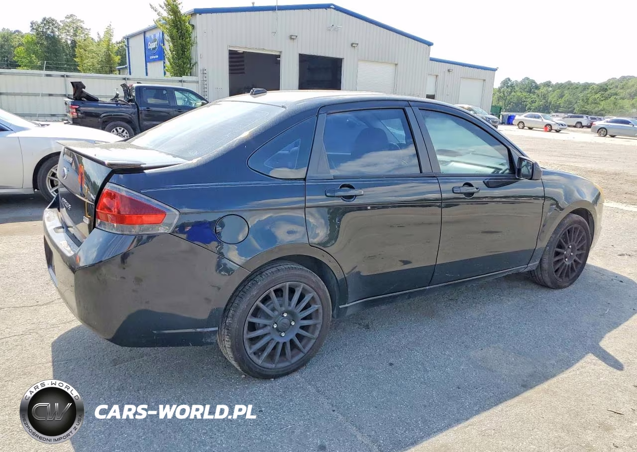 2010 Ford Focus Ses VIN:1FAHP3GN0AW197192 - 3