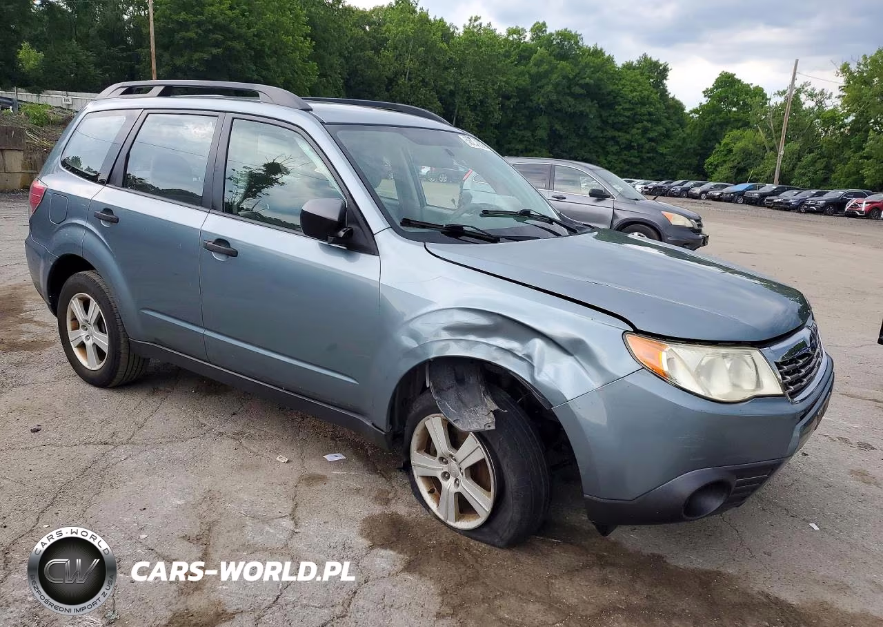 2010 Subaru Forester Xs VIN:JF2SH6BC1AH803948 - 4