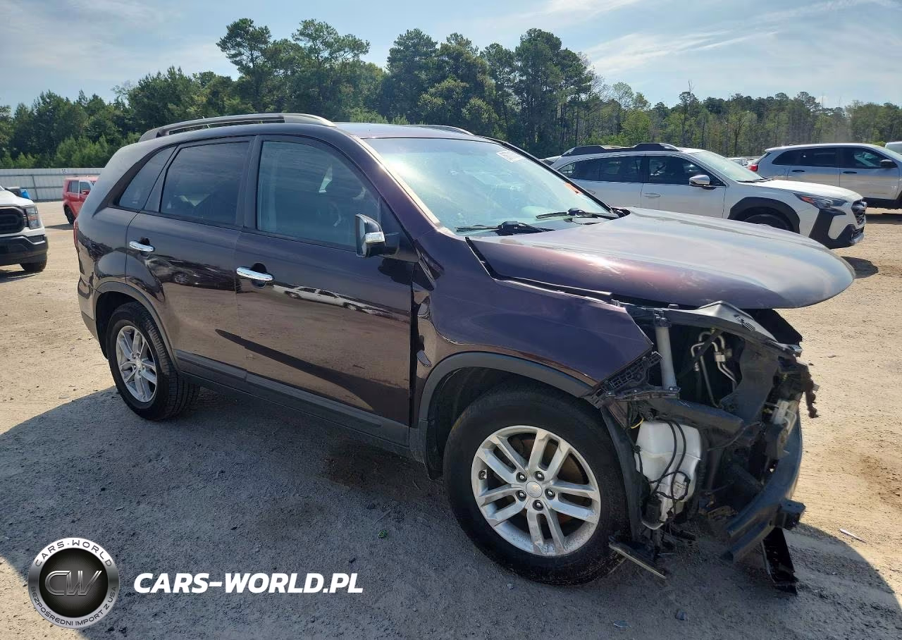2015 Kia Sorento Lx VIN:5XYKT4A63FG578932 - 4