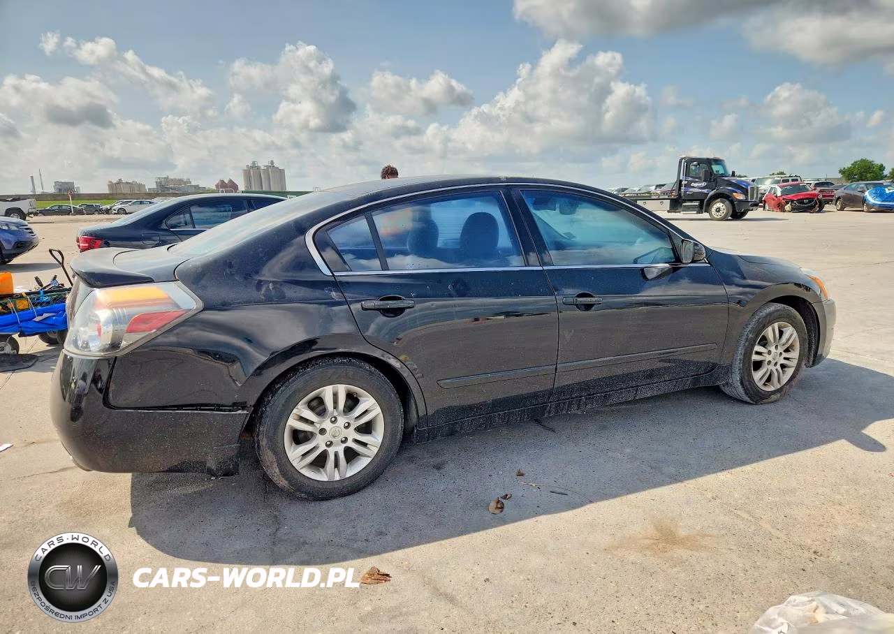 2012 Nissan Altima 2.5 VIN:1N4AL2AP8CN479235 - 3