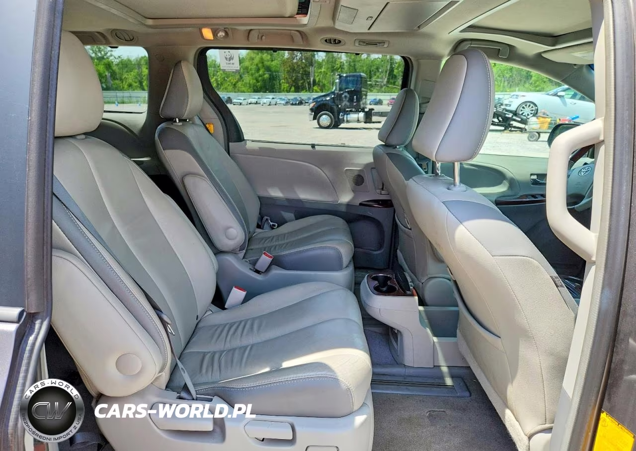 2013 Toyota Sienna Limited 7-Passenger VIN:5TDDK3DC9DS069158 - 11