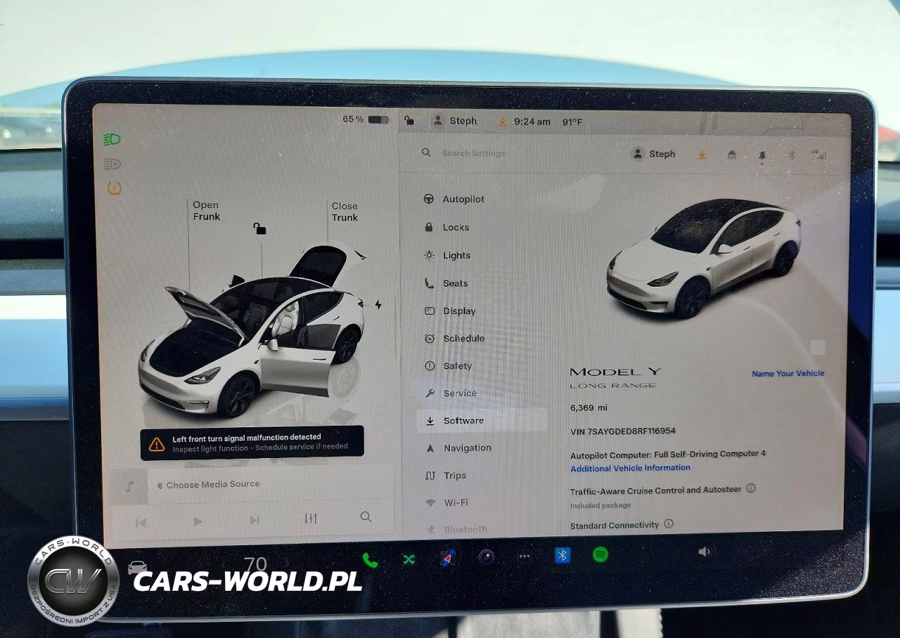 2024 Tesla Model Y VIN:7SAYGDED8RF116954 - 9