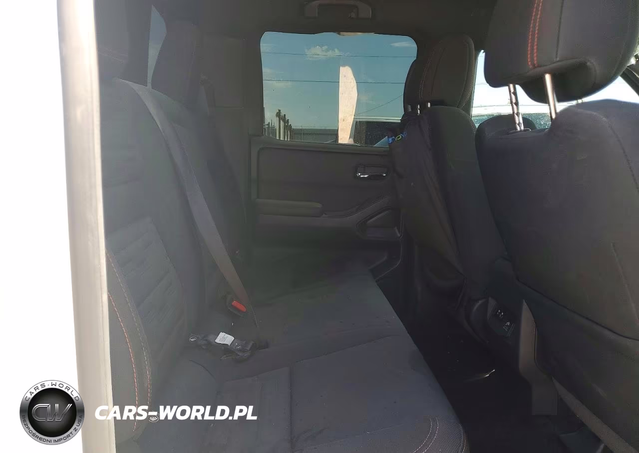 2023 Nissan Frontier Pro-4X VIN:1N6ED1EK7PN631901 - 10
