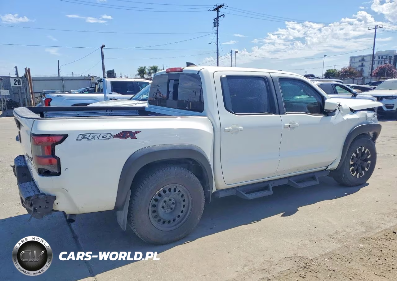 2023 Nissan Frontier Pro-4X VIN:1N6ED1EK7PN631901 - 3