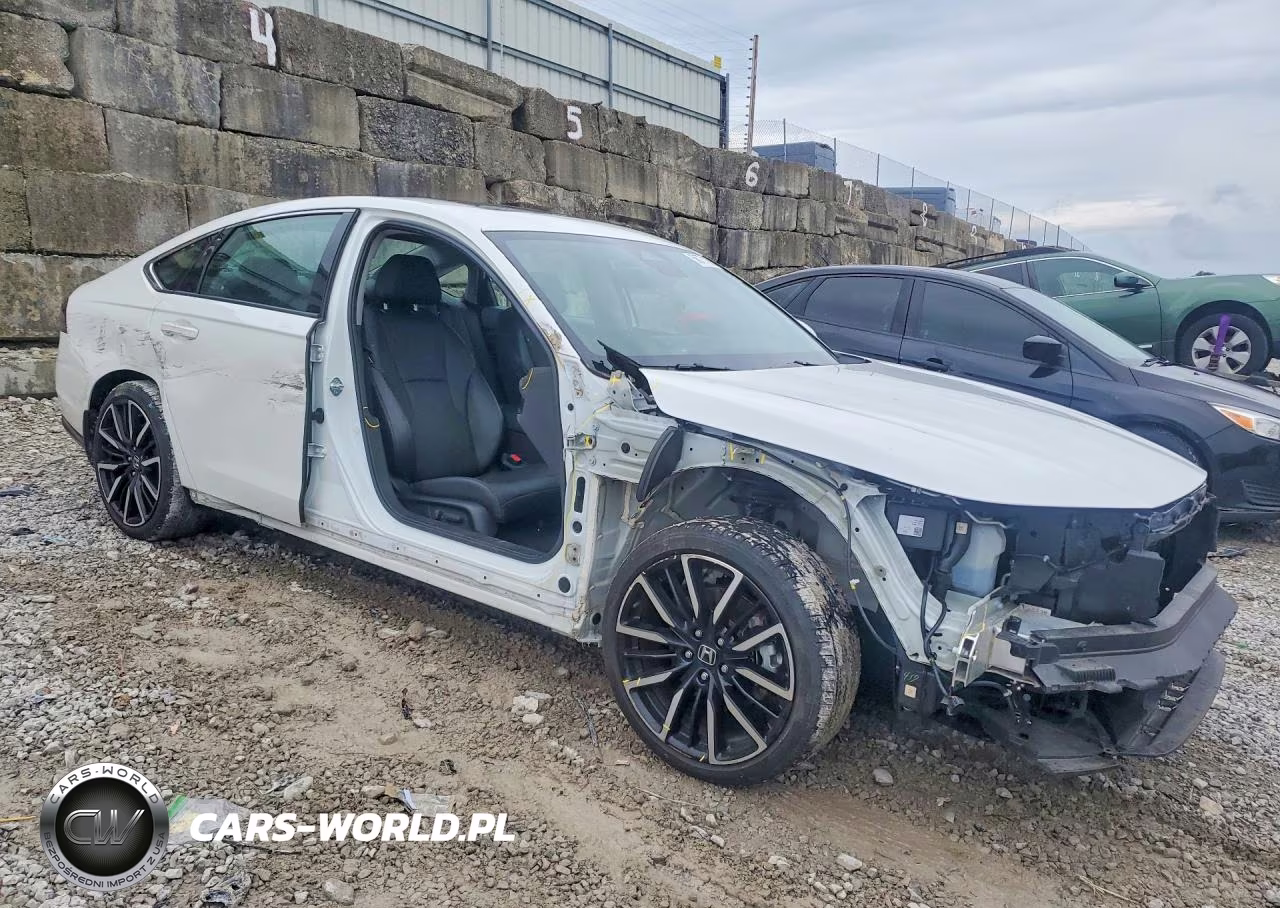 2024 Honda Accord Touring Hybrid VIN:1HGCY2F82RA071840 - 4