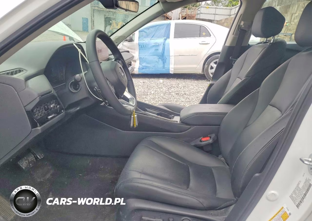 2024 Honda Accord Touring Hybrid VIN:1HGCY2F82RA071840 - 7