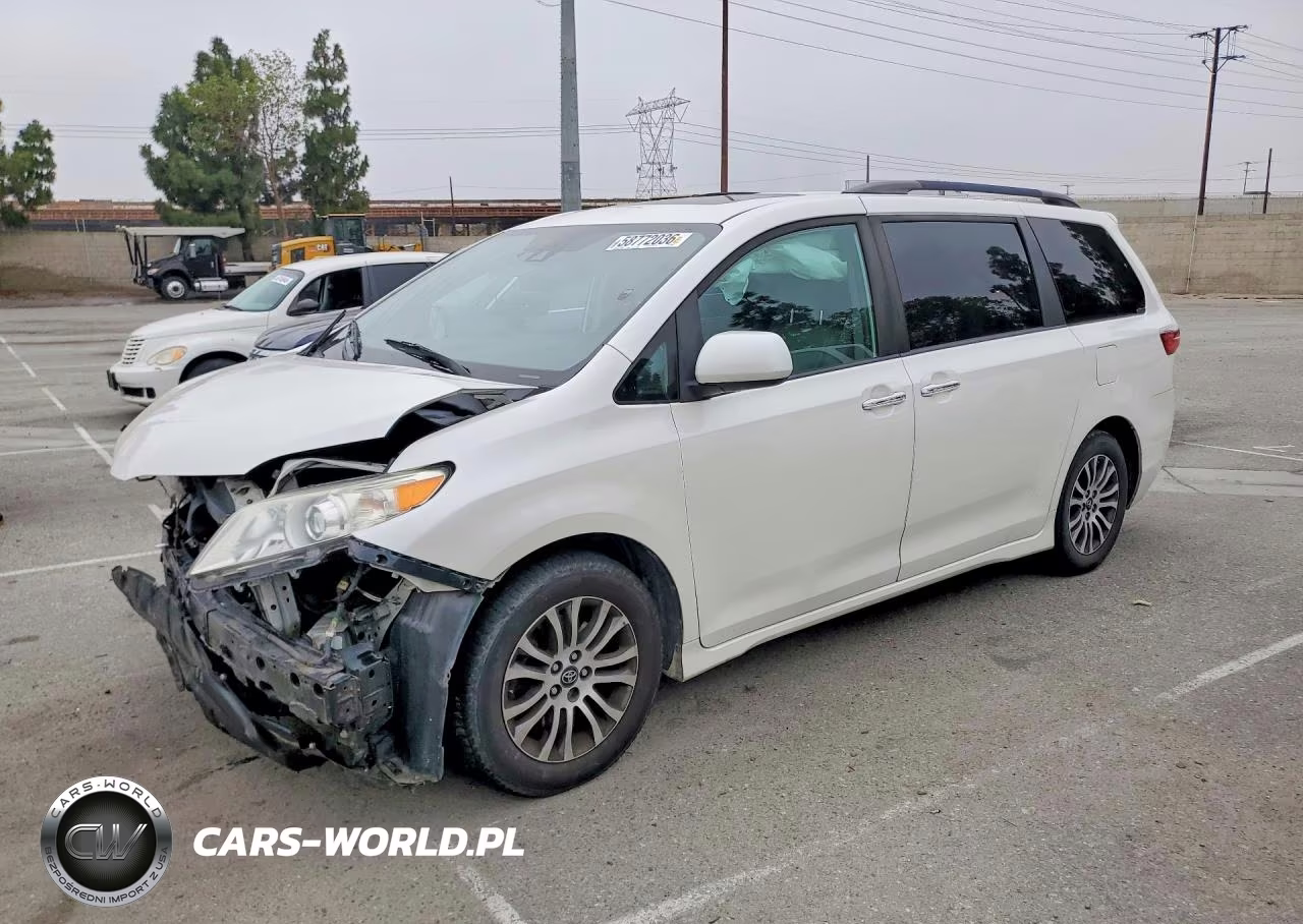2019 Toyota Sienna Xle 8-Passenger