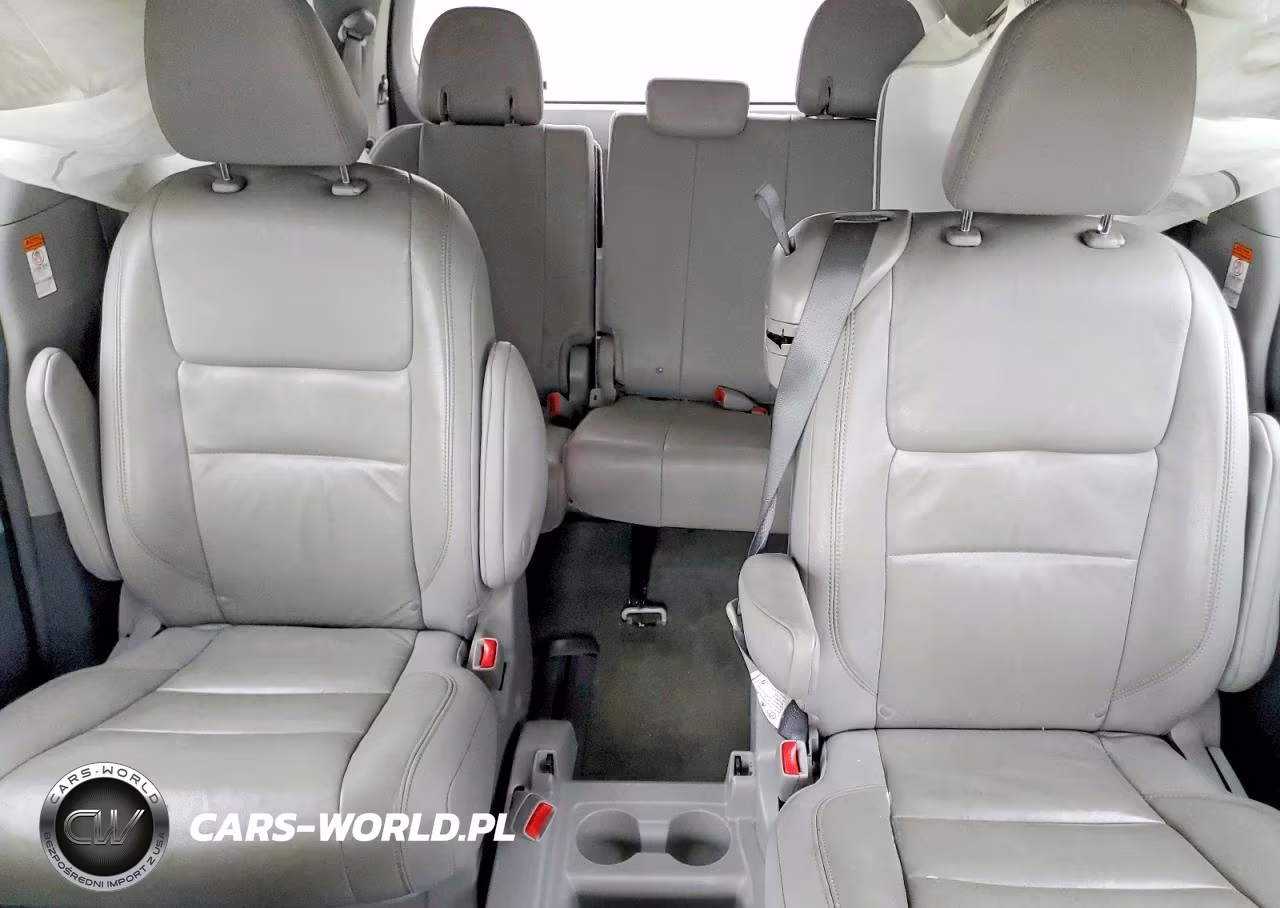 2019 Toyota Sienna Xle 8-Passenger VIN:5TDYZ3DC2KS966431 - 10