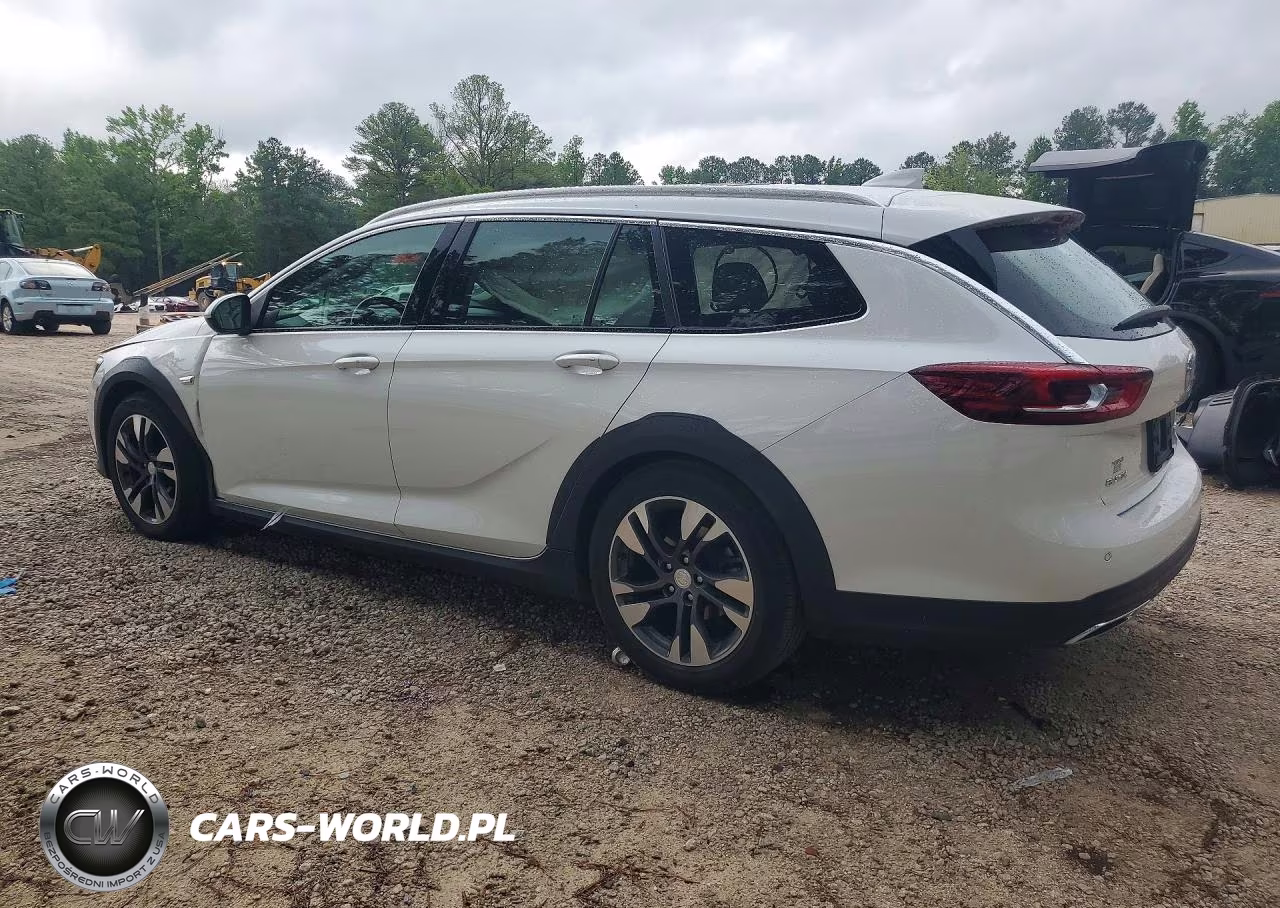 2018 Buick Regal Tourx Preferred VIN:W04GU8SX4J1128842 - 2