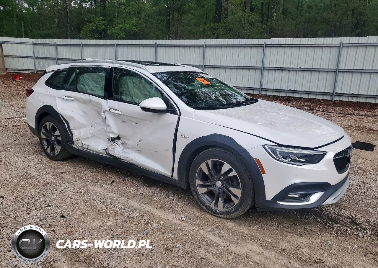 2018 Buick Regal Tourx Preferred VIN:W04GU8SX4J1128842 - 4