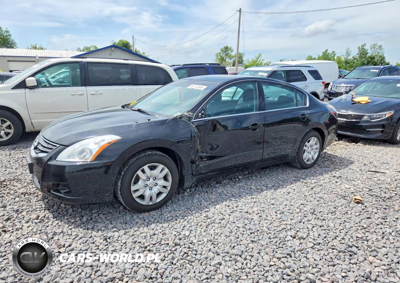 2010 Nissan Altima 2.5 – zdjęcie 1 z 12