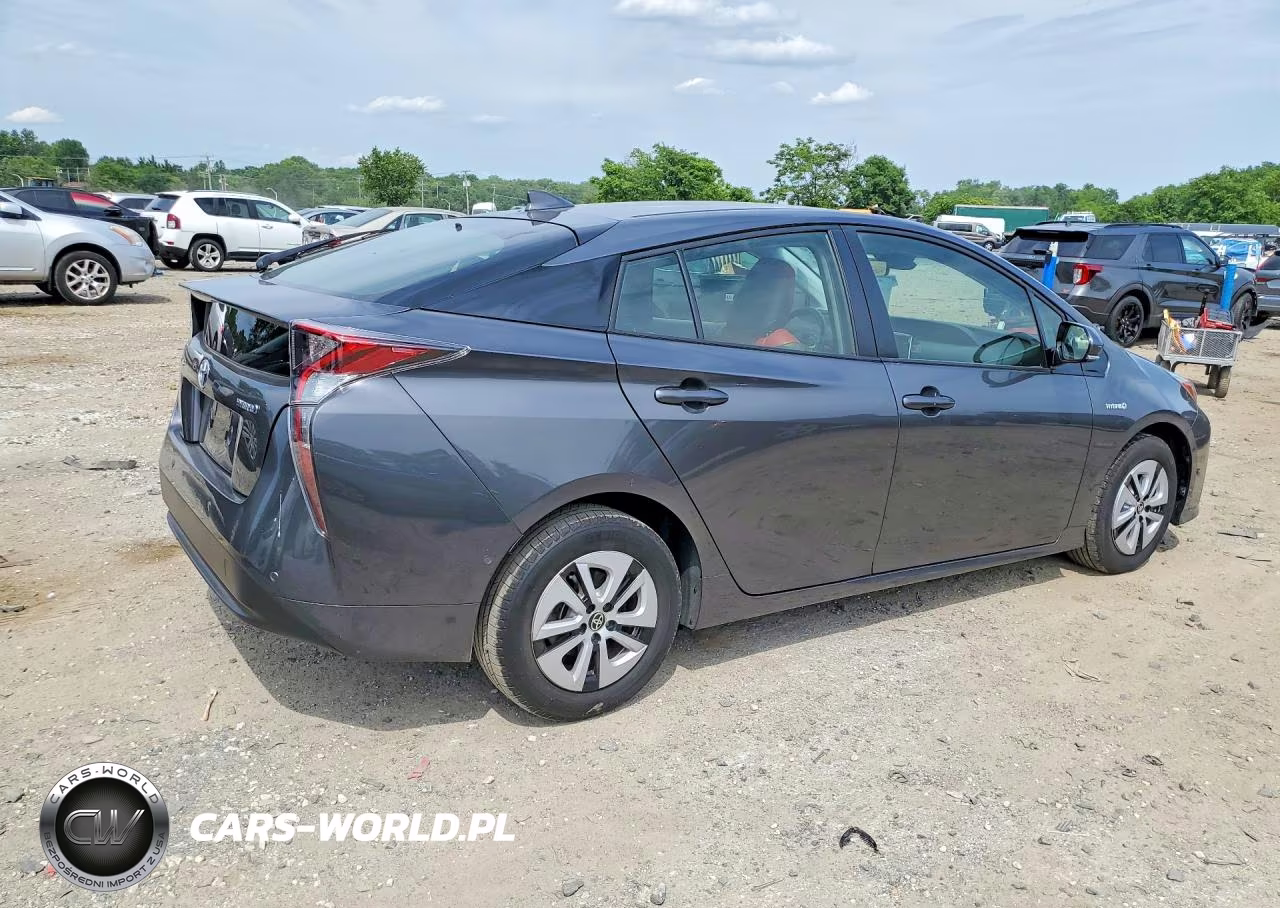 2017 Toyota Prius Three VIN:JTDKARFU0H3052081 - 3