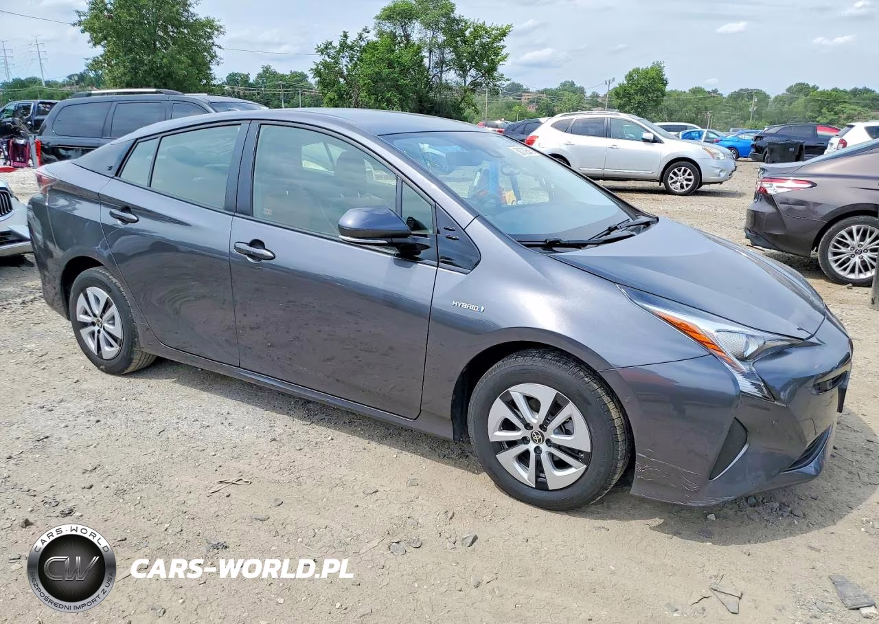 2017 Toyota Prius Three VIN:JTDKARFU0H3052081 - 4