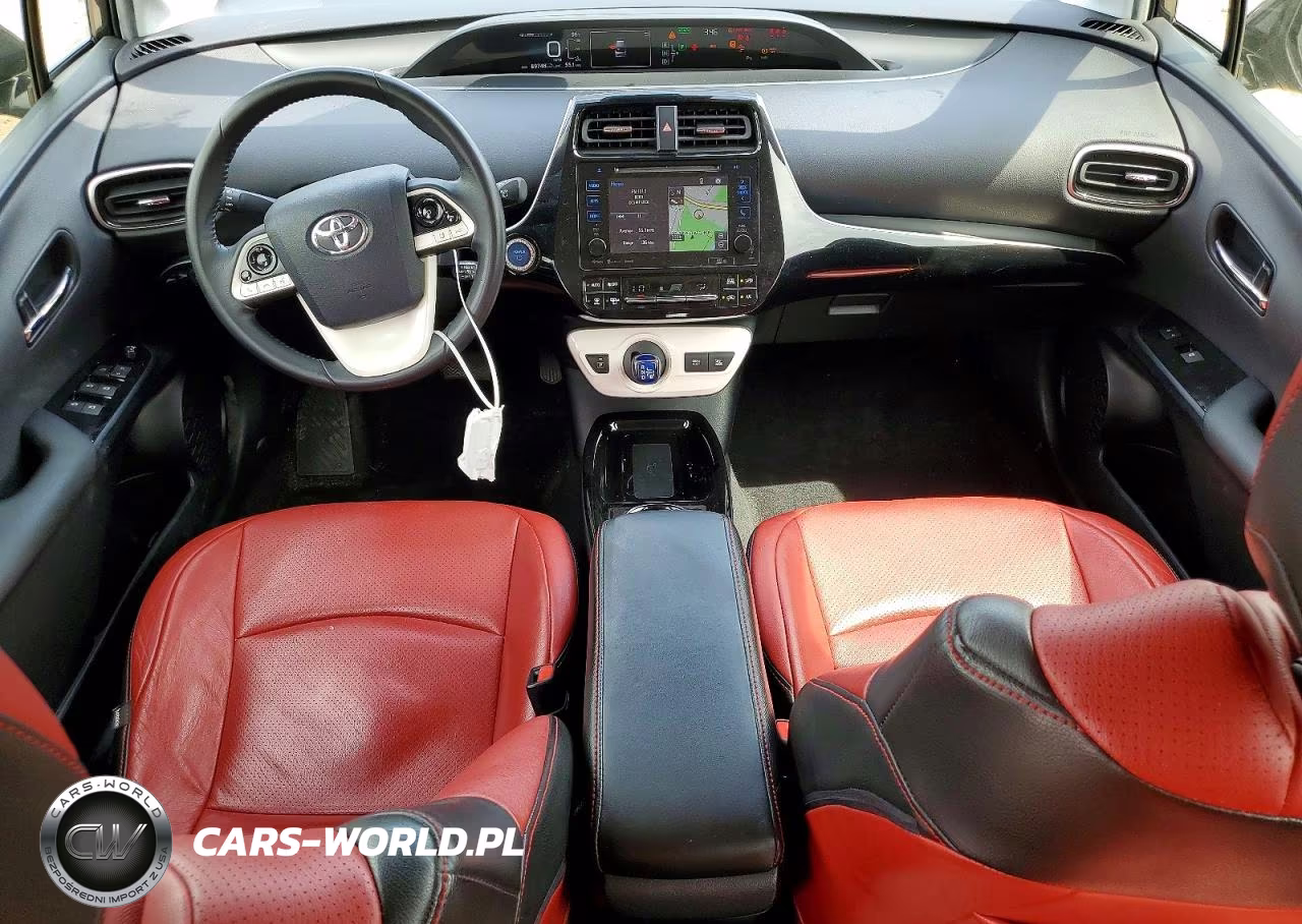 2017 Toyota Prius Three VIN:JTDKARFU0H3052081 - 8