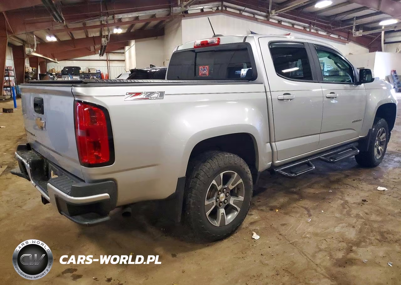 2017 Chevrolet Colorado Z71 VIN:1GCGTDEN6H1147317 - 3