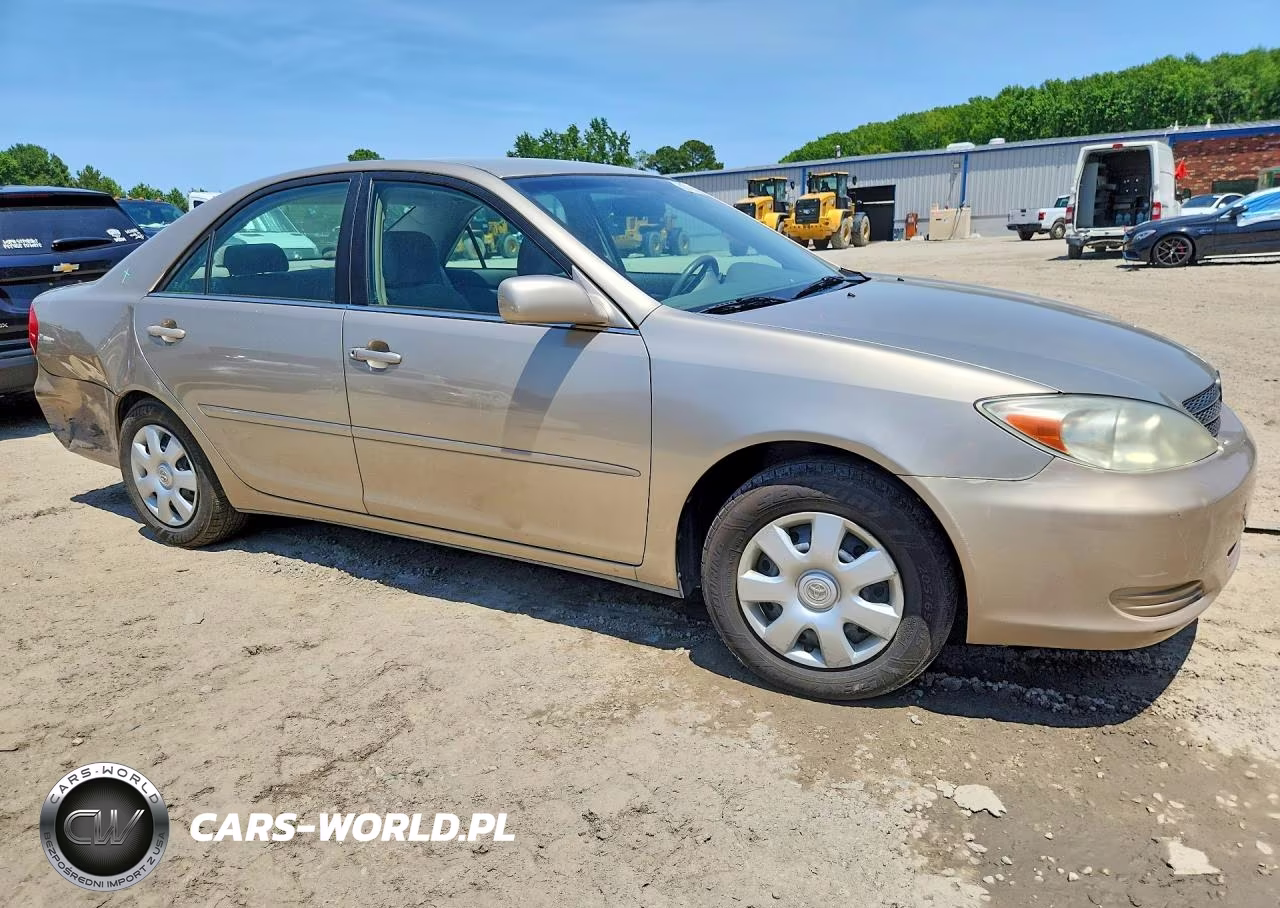 2002 Toyota Camry Le VIN:4T1BE32K52U505663 - 4