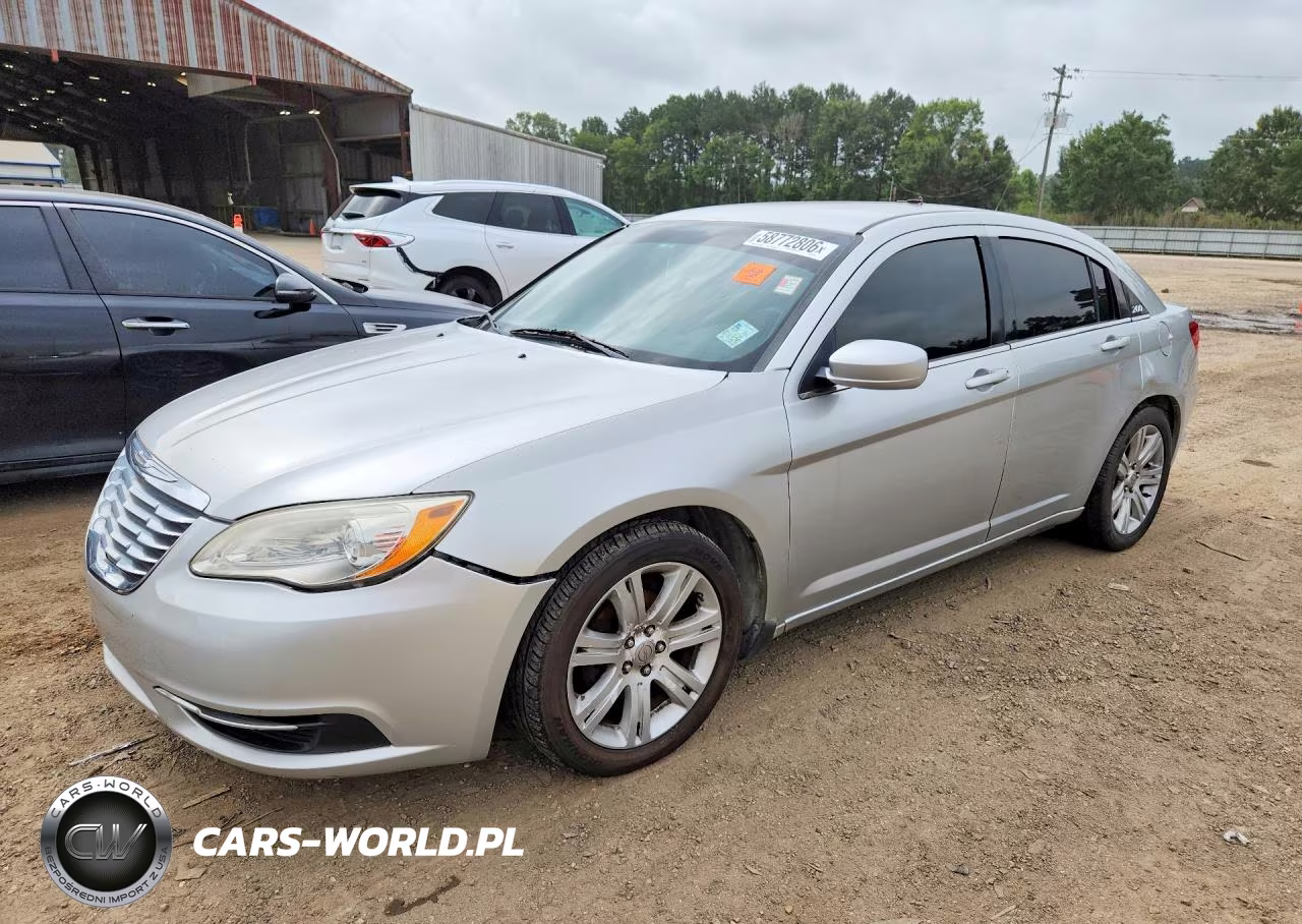 2012 Chrysler 200 Touring – zdjęcie 1 z 12