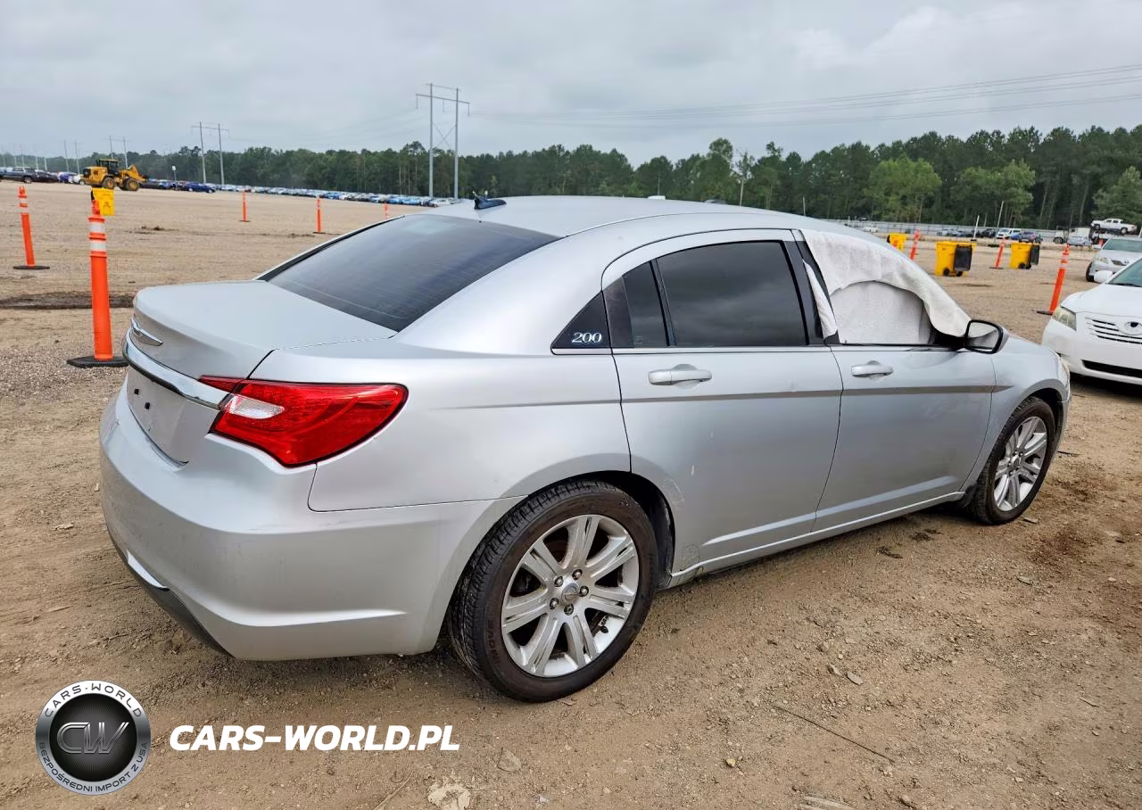2012 Chrysler 200 Touring VIN:1C3CCBBG9CN180178 - 3