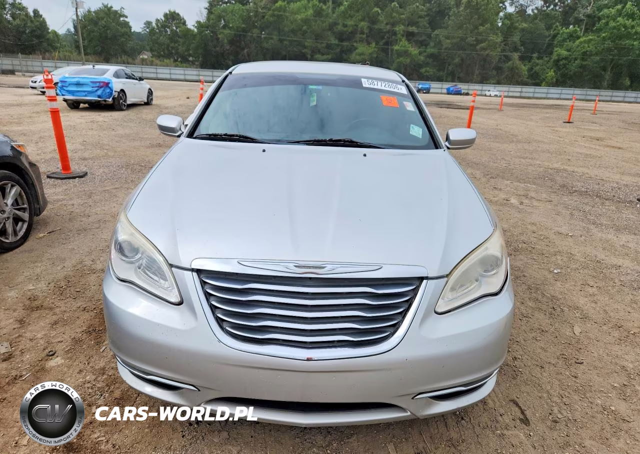 2012 Chrysler 200 Touring VIN:1C3CCBBG9CN180178 - 5