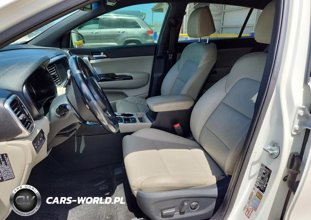 2020 Kia Sportage S VIN:KNDP63AC2L7682804 - 7