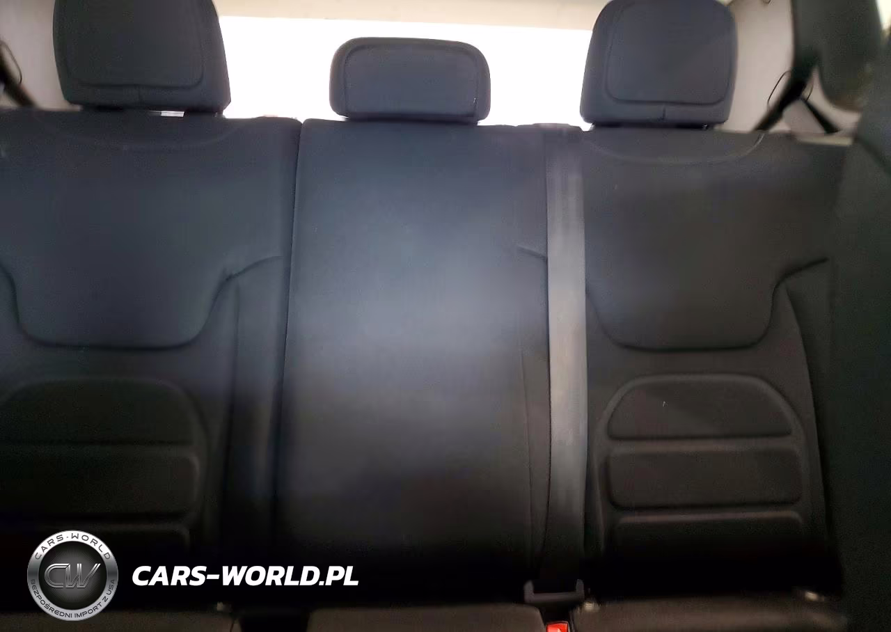 2018 Jeep Renegade Latitude VIN:ZACCJBBB0JPJ32477 - 10