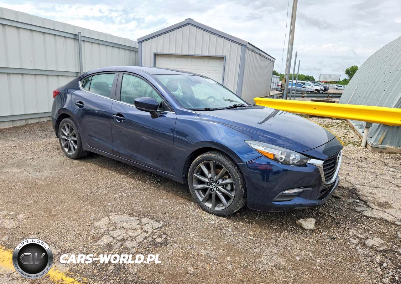 2018 Mazda 3 Touring VIN:3MZBN1V39JM271766 - 4