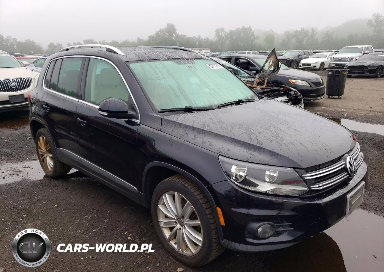2012 Volkswagen Tiguan S VIN:WVGBV7AX0CW572052 - 4