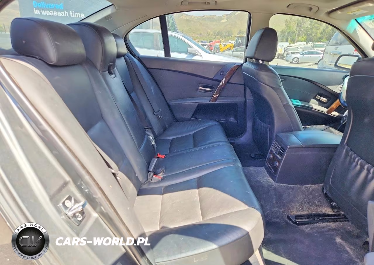 2007 BMW 525 Xi VIN:WBANF33597CS38948 - 10