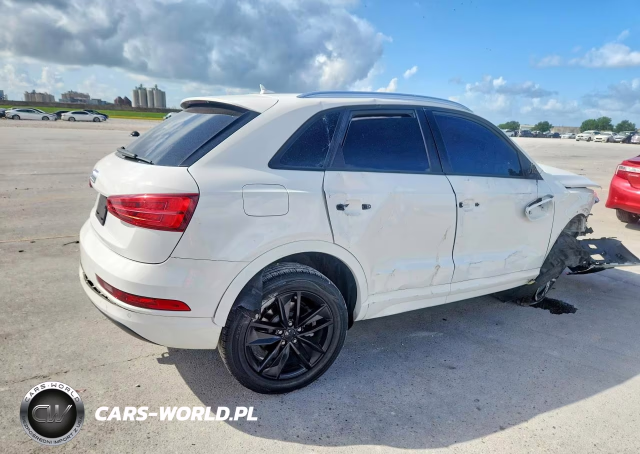 2017 Audi Q3 Premium VIN:WA1BCCFS5HR016335 - 3