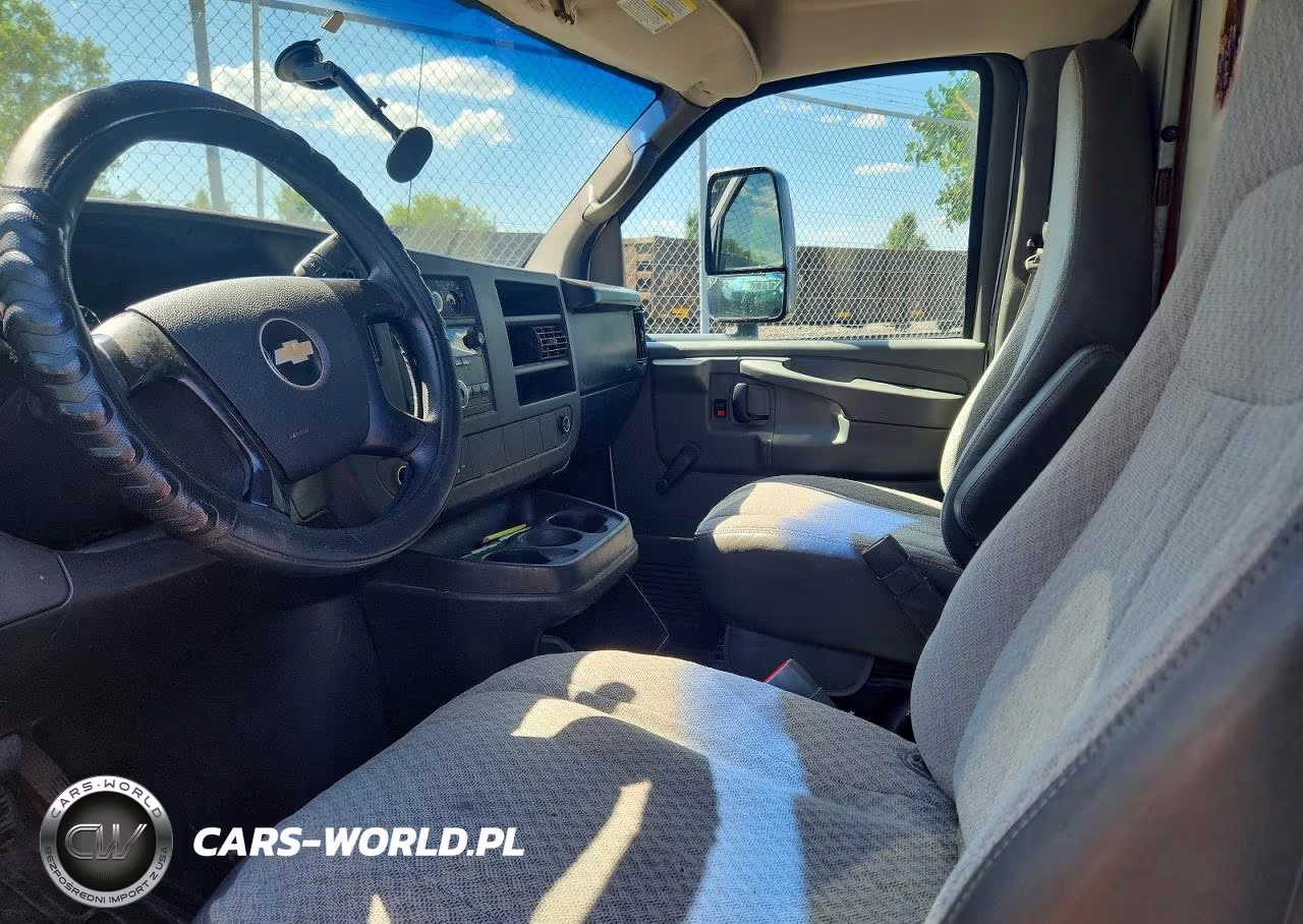 2010 Chevrolet Express G3500 VIN:1GB6G3BG1A1117488 - 5