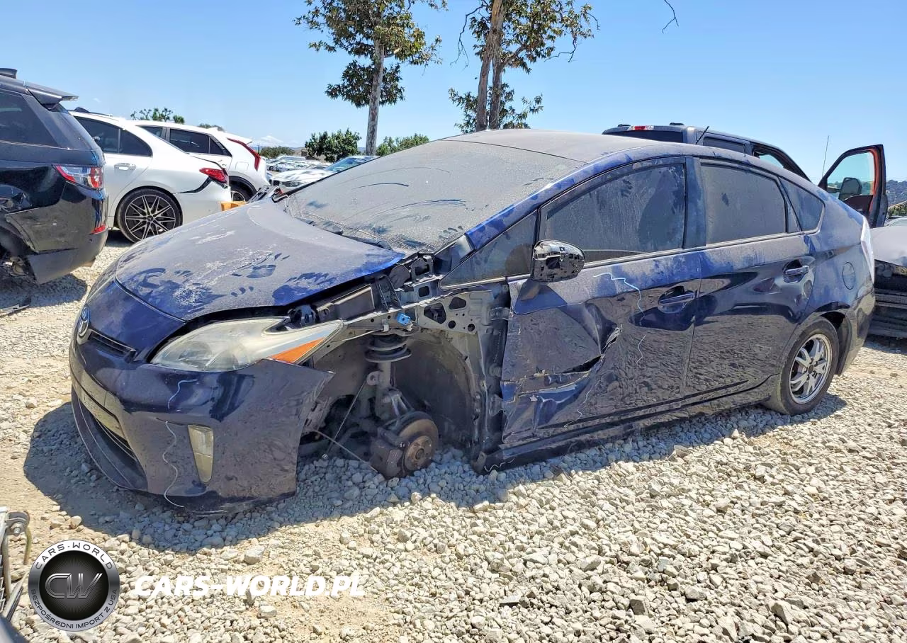 2014 Toyota Prius Two – zdjęcie 1 z 12