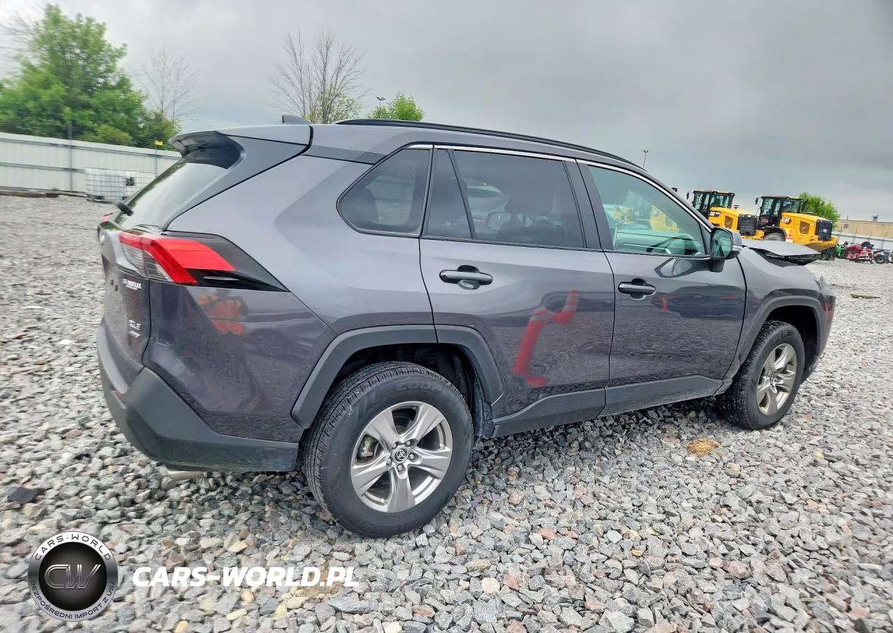 2024 Toyota Rav4 Xle VIN:2T3P1RFV1RW433399 - 3