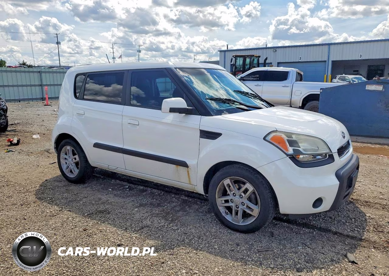 2010 Kia Soul +-!-Sport VIN:KNDJT2A21A7166141 - 4