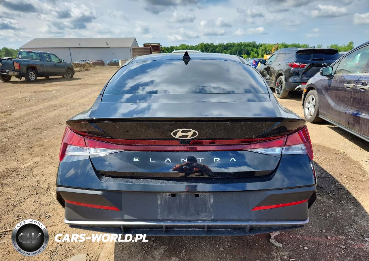2026 Hyundai Elantra Sel Sport VIN:KMHLM4DGXTU140503 - 6