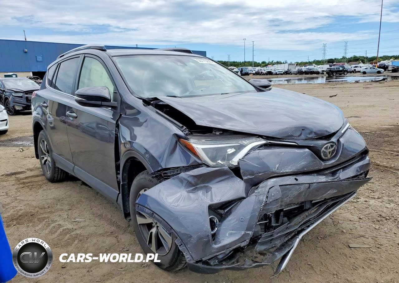 2018 Toyota Rav4 Xle VIN:JTMRFREV4JJ237679 - 4